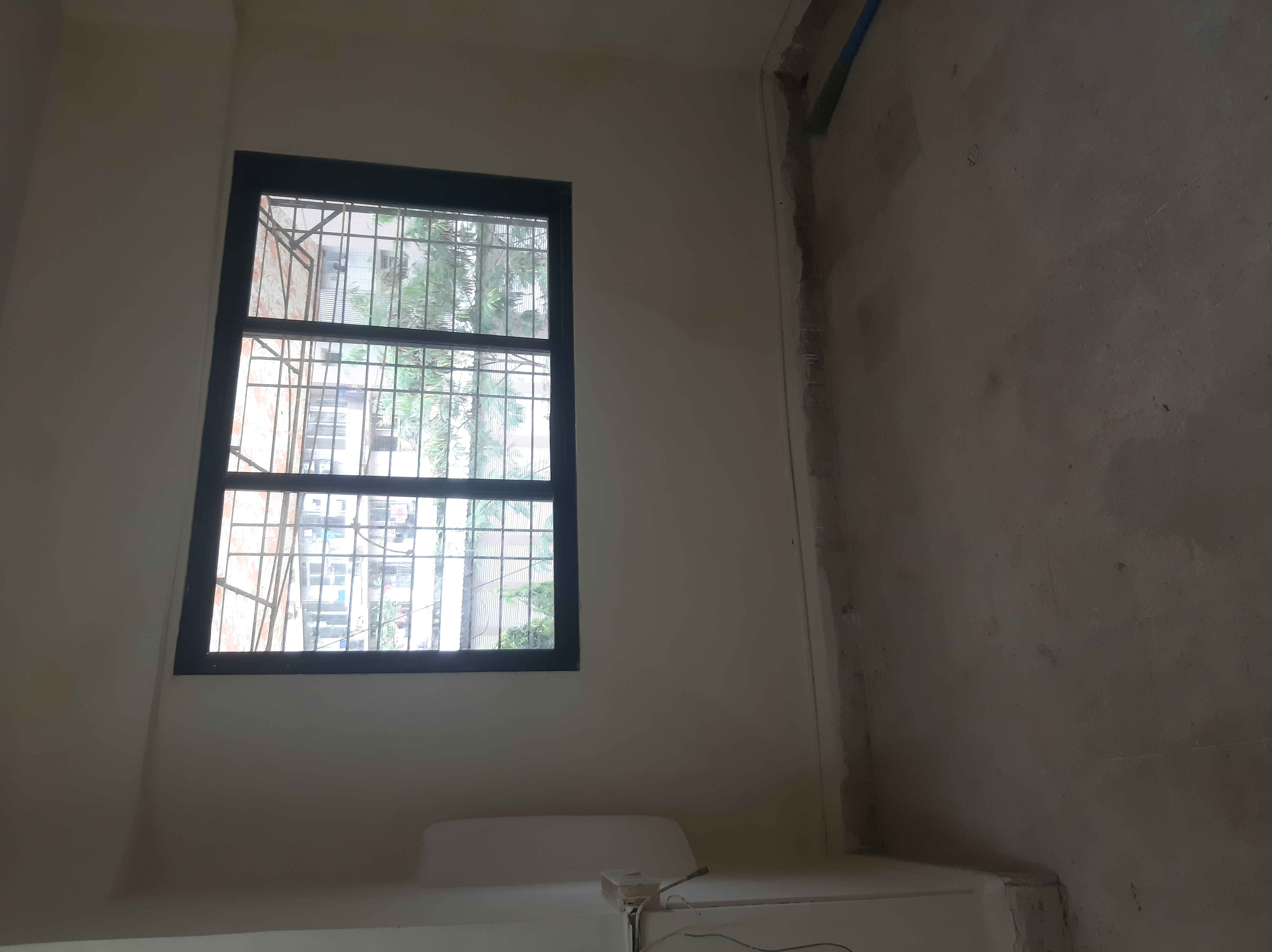 1 Rk+ Study Room Apartment For Sale in Leo Group Housing Complex