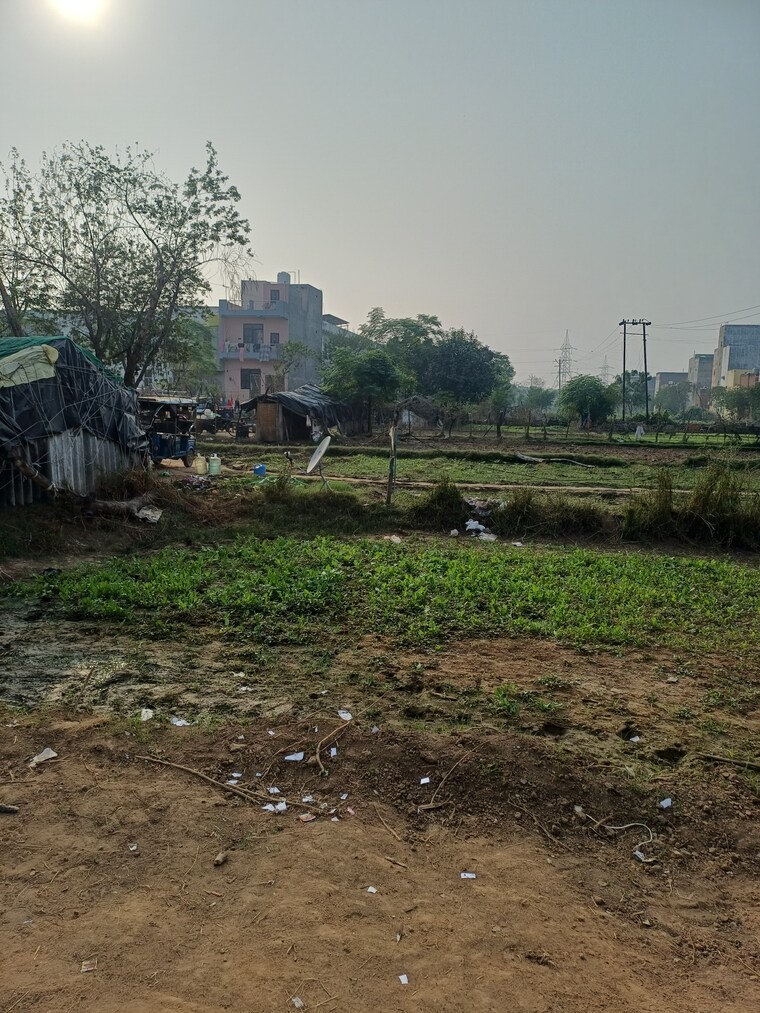 Garden, palla  57 Sq.Yd. Plot In Palla Faridabad 9390274