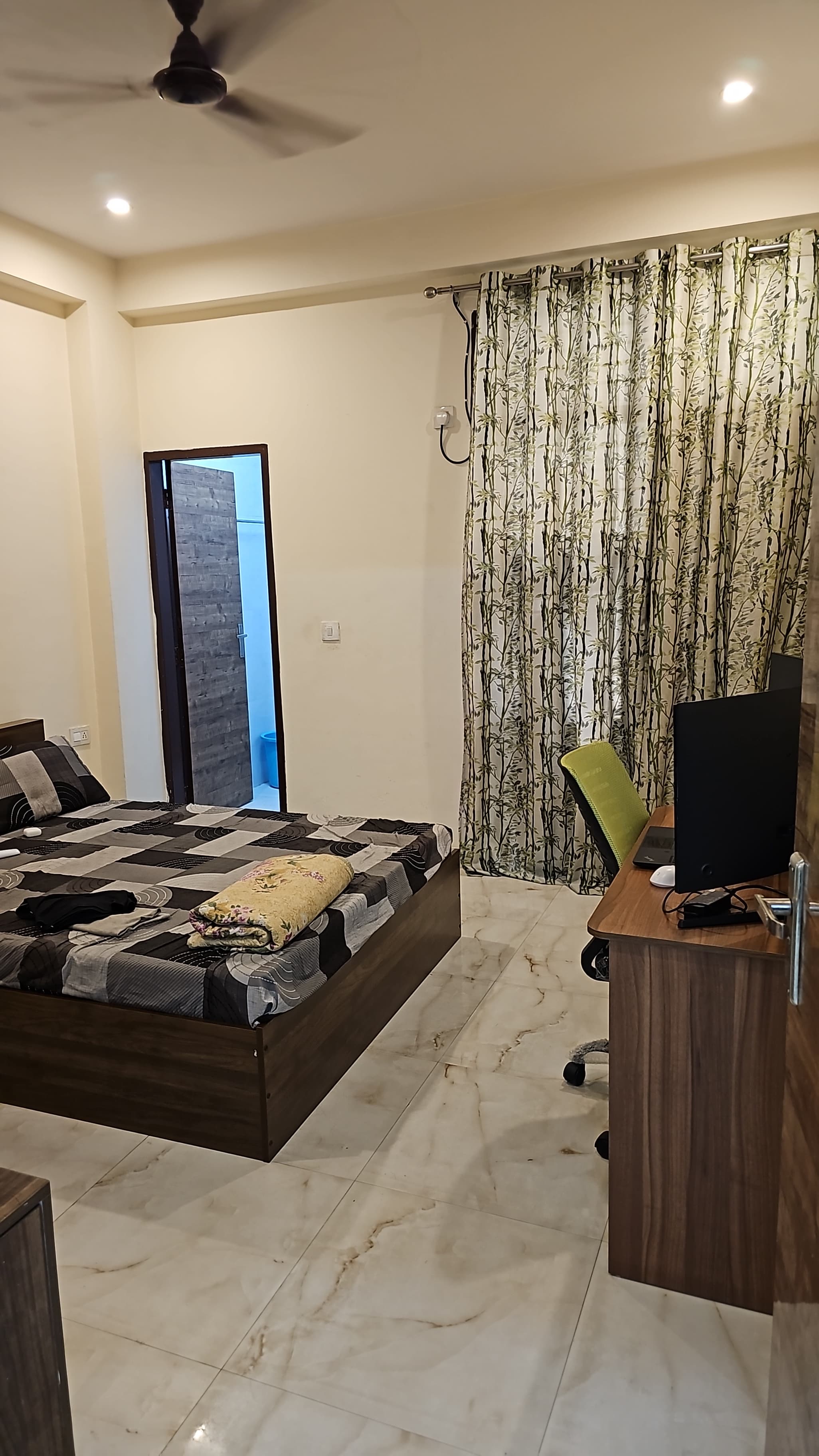 1 BHK Builder Floor For Rent in U Block 