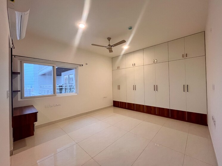 Bathroom, prestige-beverly-hills 3 Bedroom 1874 Sq.Ft. Apartment In Kokapet Hyderabad 9390303