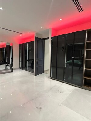 Living Room in 6+ BHK Villa at Civil Lines – for Sale