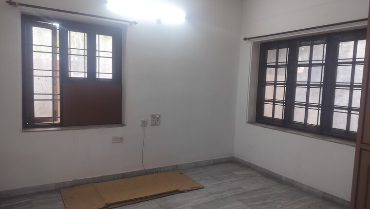 Room, jubilee hills 3 Bedroom 1600 Sq.Ft. Apartment In Jubilee Hills Hyderabad 9390313