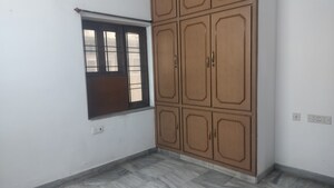 Room in 3 BHK Apartment at Jubilee Hills – for Rent