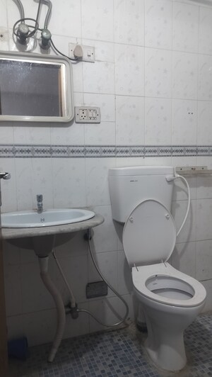 Bathroom in 3 BHK Apartment at Jubilee Hills – for Rent