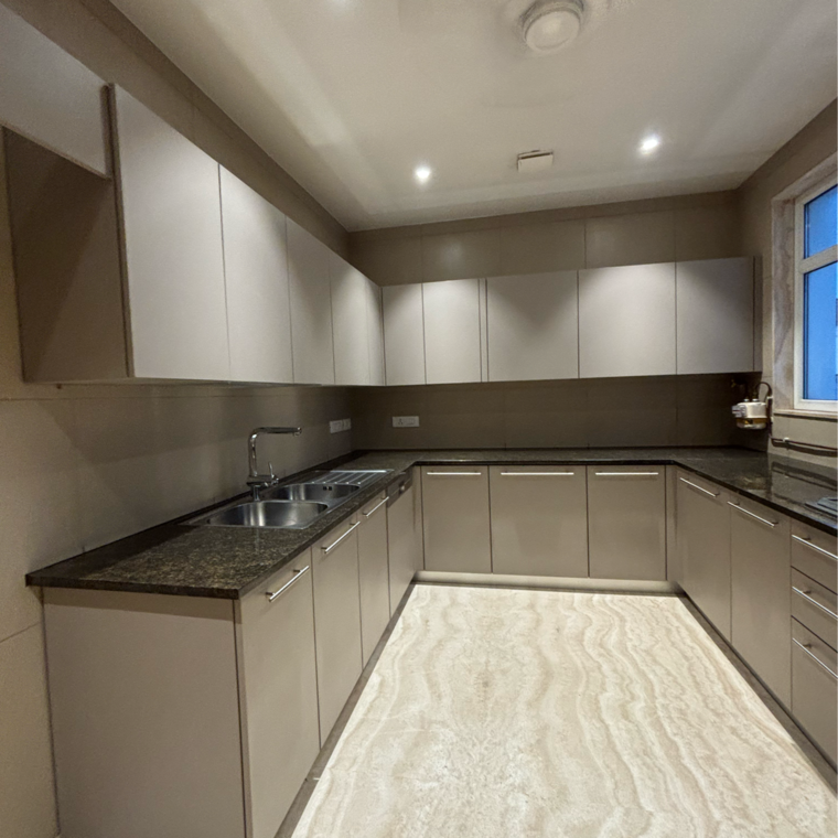 Kitchen, vasant vihar 4 Bedroom 400 Sq.Yd. Builder Floor In Vasant Vihar Delhi 9390337