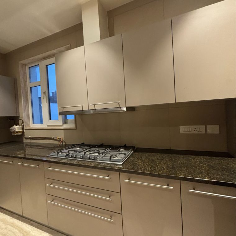 Kitchen, vasant vihar 4 Bedroom 400 Sq.Yd. Builder Floor In Vasant Vihar Delhi 9390337