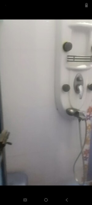 Bathroom in 4 BHK Independent House at Chembur – for Rent