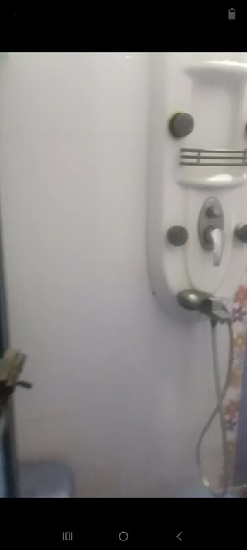 Bathroom in 4 BHK Independent House at Chembur – for Rent