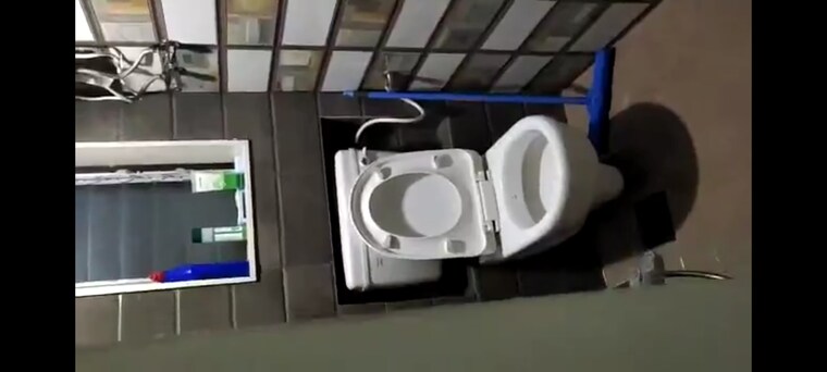 Bathroom, ghatkopar east 1 Bedroom 550 Sq.Ft. Apartment In Ghatkopar East Mumbai 9390347