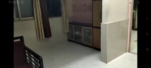 Room in 1 BHK Apartment at Ghatkopar East – for Rent