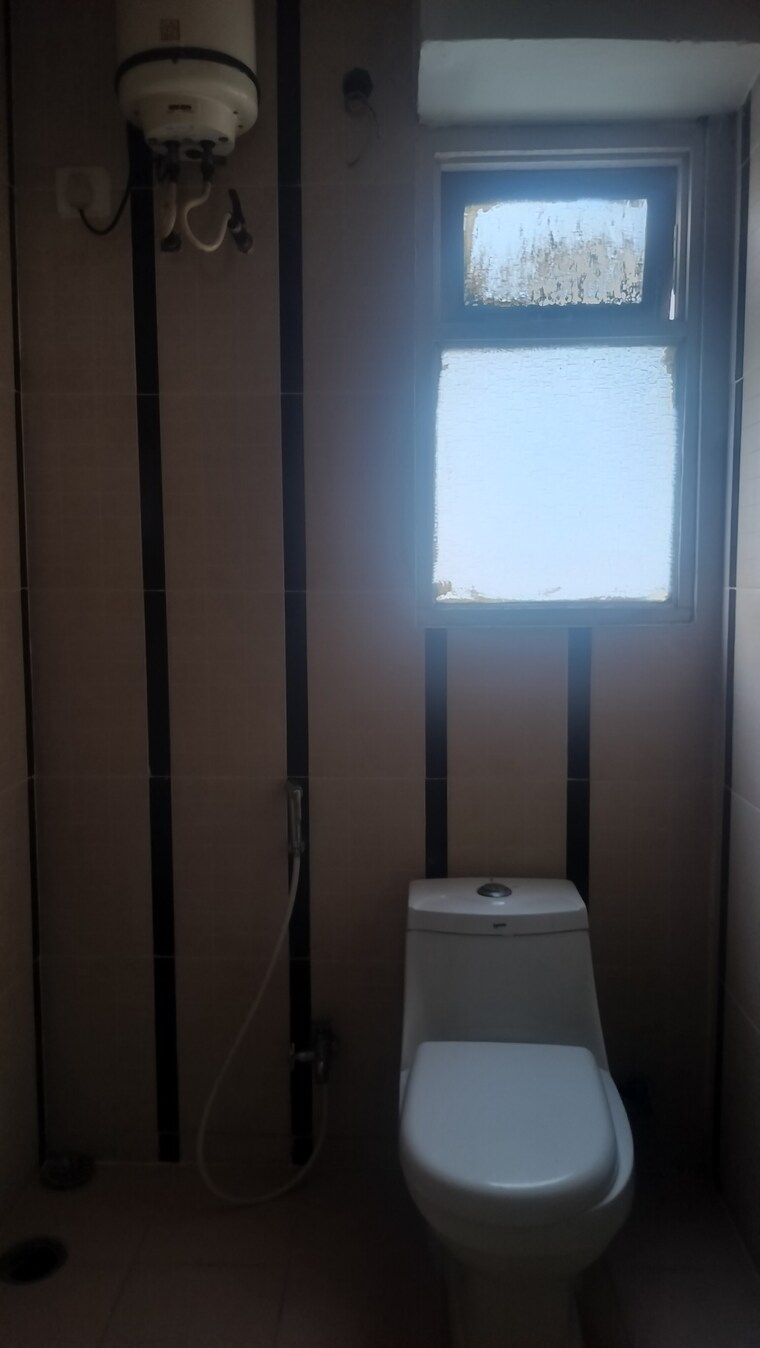 Bathroom, jubilee hills 3 Bedroom 2900 Sq.Ft. Apartment In Jubilee Hills Hyderabad 9390356