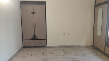 Room in 3 BHK Apartment at Jubilee Hills – for Sale