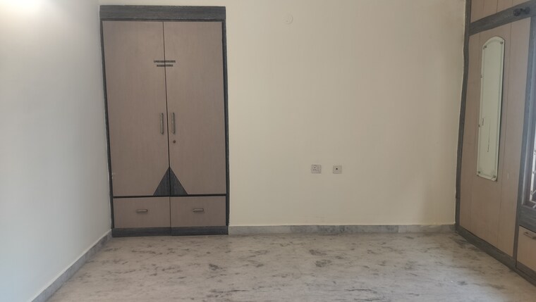 Room, jubilee hills 3 Bedroom 2900 Sq.Ft. Apartment In Jubilee Hills Hyderabad 9390356