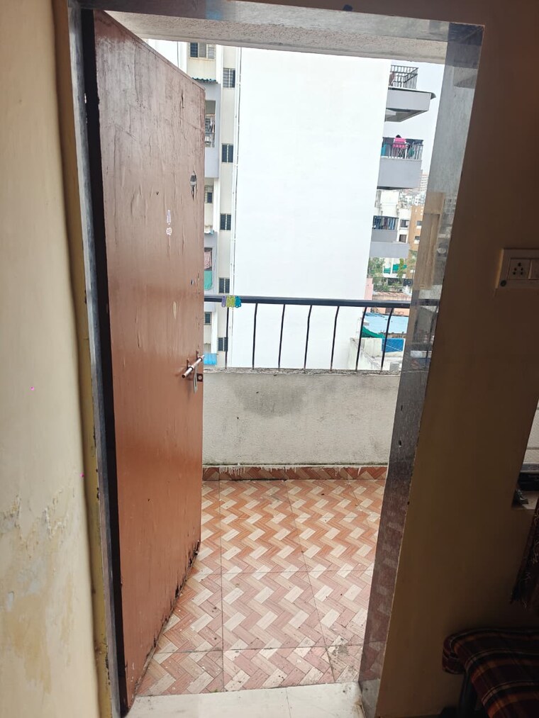 Bathroom, aundh 1 Bedroom 550 Sq.Ft. Apartment In Aundh Pune 9390359