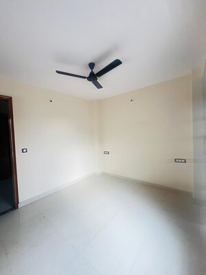 Room in 2 BHK Builder Floor at Sector 46 – for Rent