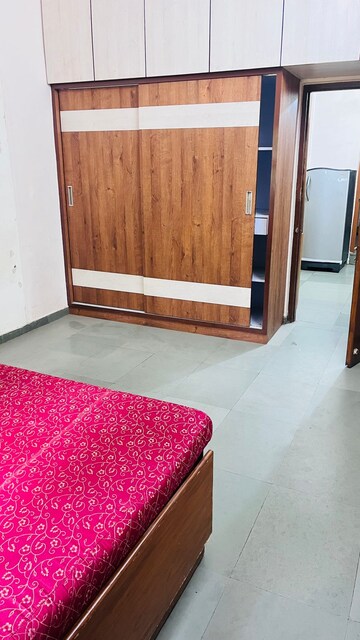 Bedroom in 2 BHK Apartment at Nehru Nagar – for Rent