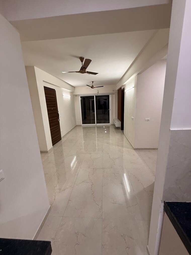 Living Room, smart-world-gems 3.5 Bedroom 1423 Sq.Ft. Apartment In Sector 89 Gurgaon 9390422