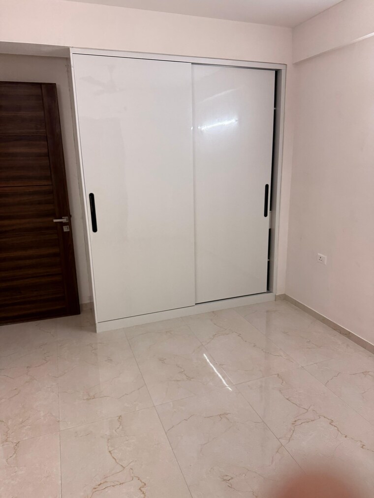 Bedroom, smart-world-gems 3.5 Bedroom 1423 Sq.Ft. Apartment In Sector 89 Gurgaon 9390422