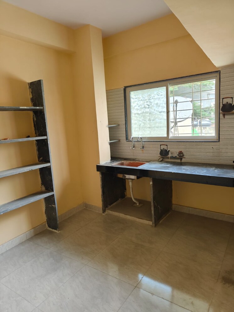 Room, tulaja bhawani nagar 1 Bedroom 580 Sq.Ft. Apartment In Tulaja Bhawani Nagar Pune 9390424
