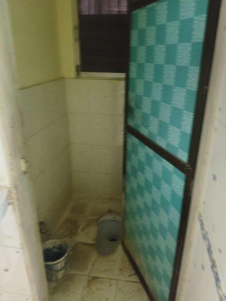 Bathroom, mangeshi-prasad-complex 1 Bedroom 575 Sq.Ft. Apartment In Kalyan West Thane 9390457