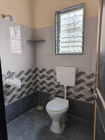 Attached Bathroom in 1 BHK Builder Floor at Kharadi – for Rent