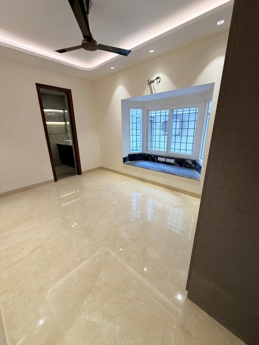 2 BHK + Pooja Room Apartment For Rent in Jay Vijay Nagari Phase 2