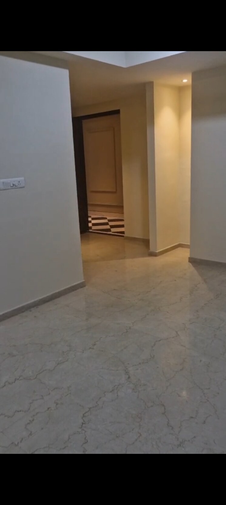 Room, courtyard-by-narang-realty-and-the-wadhwa-group 2 Bedroom 850 Sq.Ft. Apartment In Pokhran Road No Two Thane 9390473