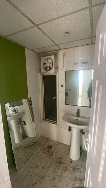 Bathroom in 3 BHK Apartment at Amrapali Golf Homes, Sector 4 Greater Noida – for Sale