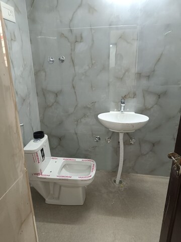 Bathroom in 2 BHK Builder Floor at Sector 52 – for Rent