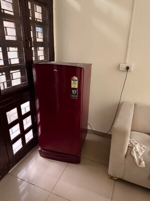 Furnished Amenities in 2 BHK Builder Floor at Sector 52 – for Rent