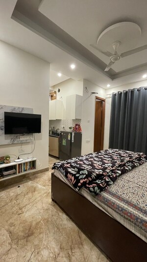 Bedroom in Studio Builder Floor at Sector 40 – for Rent