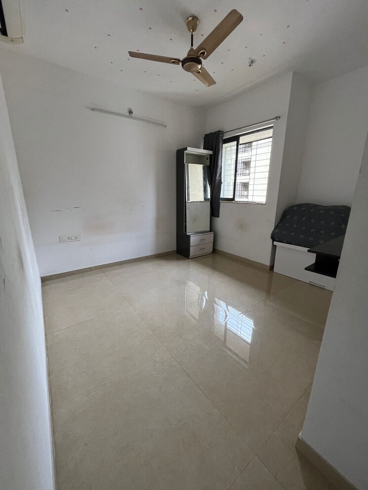 Room, lodha-palava-downtown 2.5 Bedroom 650 Sq.Ft. Apartment In Dombivli East Thane 9390510