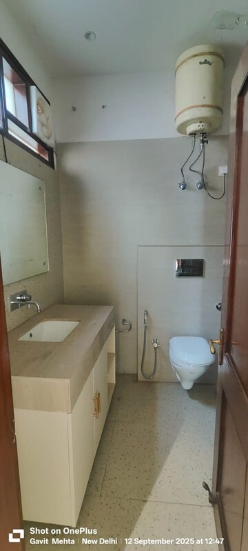Bathroom in 5 BHK Independent House at Sainik Farm – for Rent