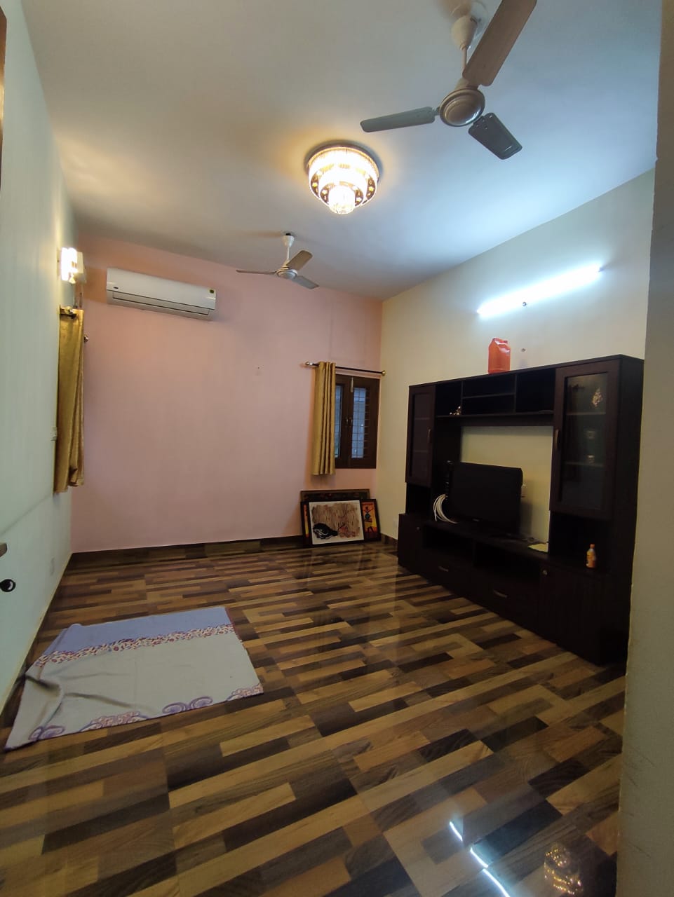 2 BHK + Extra Room Builder Floor For Sale in Saket