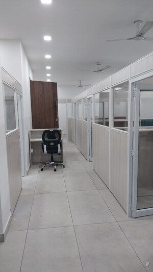 Parking in 1.5 BHK Builder Floor at Lajpat Nagar 4 – for Rent