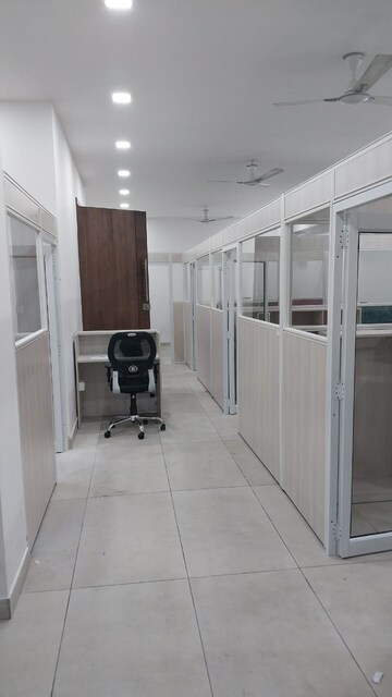 Parking in 1.5 BHK Builder Floor at Lajpat Nagar 4 – for Rent