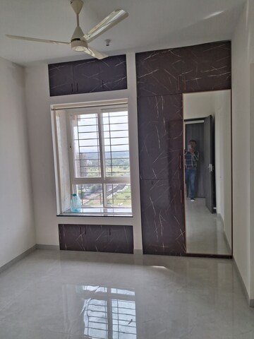 Furnished Amenities in 2 BHK Apartment at Nyati Era, Dhanori – for Rent