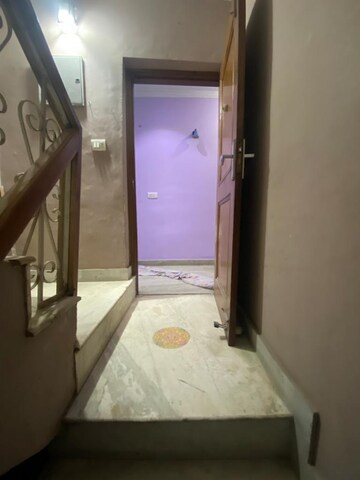 1.5 BHK Builder Floor For Rent in Lajpat Nagar I