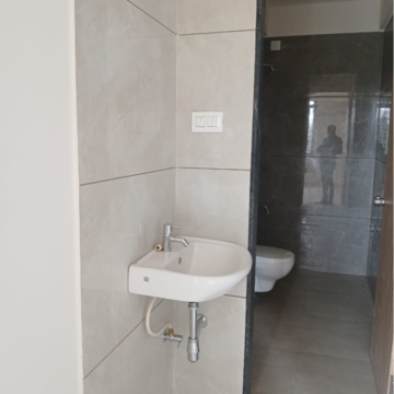 Bathroom in 2 BHK Builder Floor at Prem Sagar Chinchwad, Anand Nagar Chinchwad – for Rent