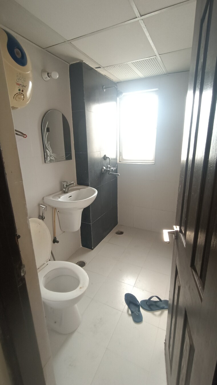 Bathroom, jm-orchid 2 Bedroom 995 Sq.Ft. Apartment In Sector 76 Noida 9390555