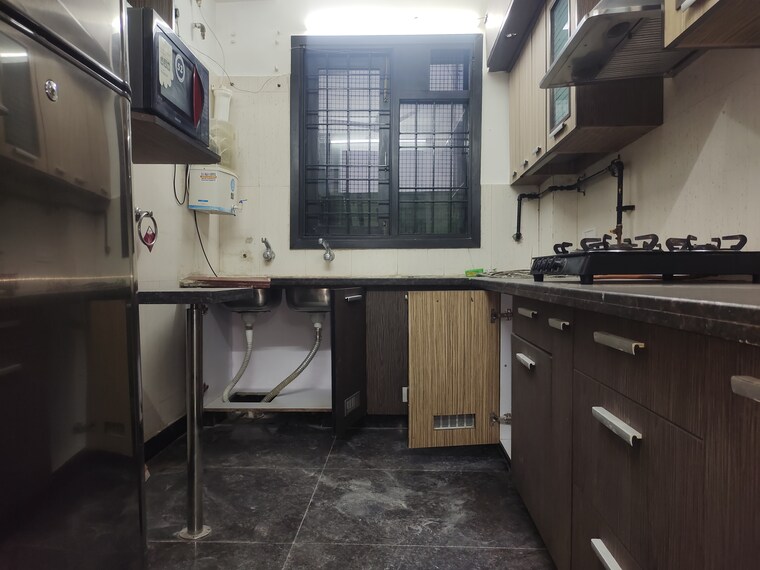 Kitchen, east of kailash 3 Bedroom 1800 Sq.Ft. Builder Floor In East Of Kailash Delhi 9390558