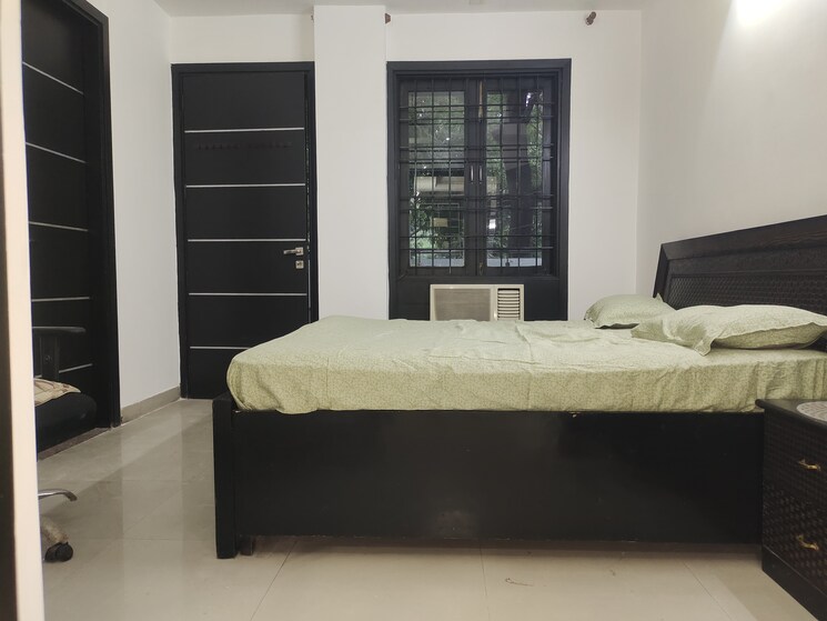 Bedroom, east of kailash 3 Bedroom 1800 Sq.Ft. Builder Floor In East Of Kailash Delhi 9390558