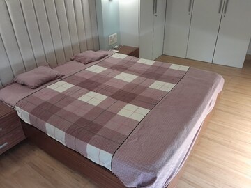 Bedroom in 2 BHK Apartment at Hiranandani Powai Park, Powai – for Rent