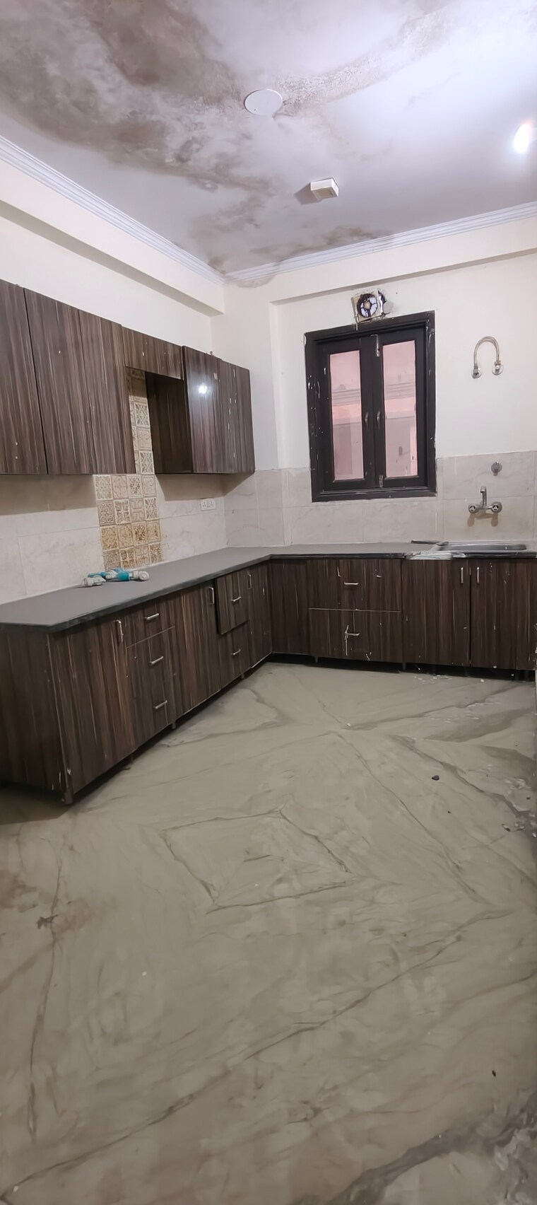 Kitchen, chattarpur 3 Bedroom 1500 Sq.Ft. Builder Floor In Chattarpur Delhi 9390562