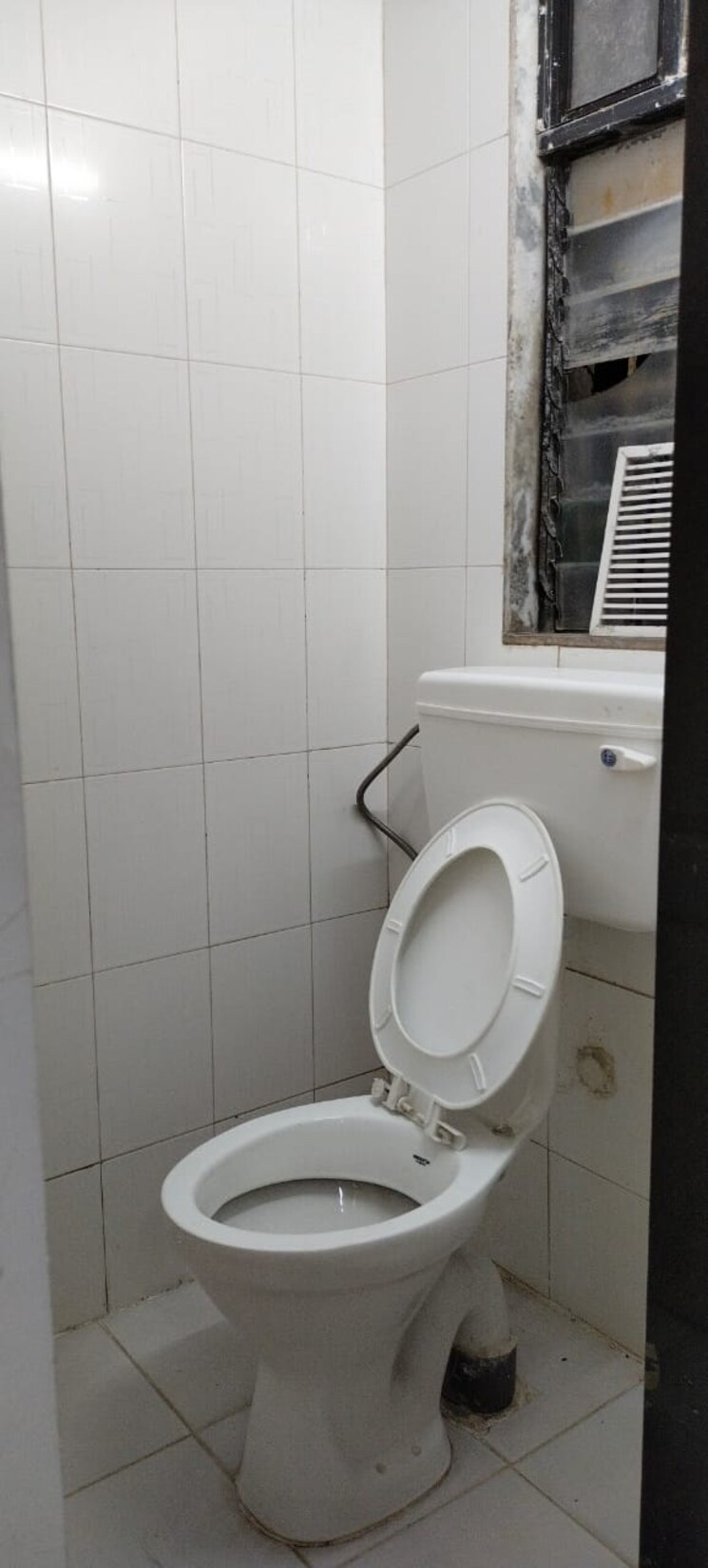 Bathroom, sai-milan-chs 1 Bedroom 460 Sq.Ft. Apartment In Worli Mumbai 9390566