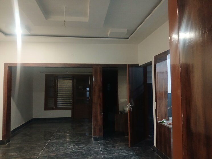 undefined, sector 15 2 Bedroom 160 Sq.Yd. Builder Floor In Sector 15 Hisar 9390604