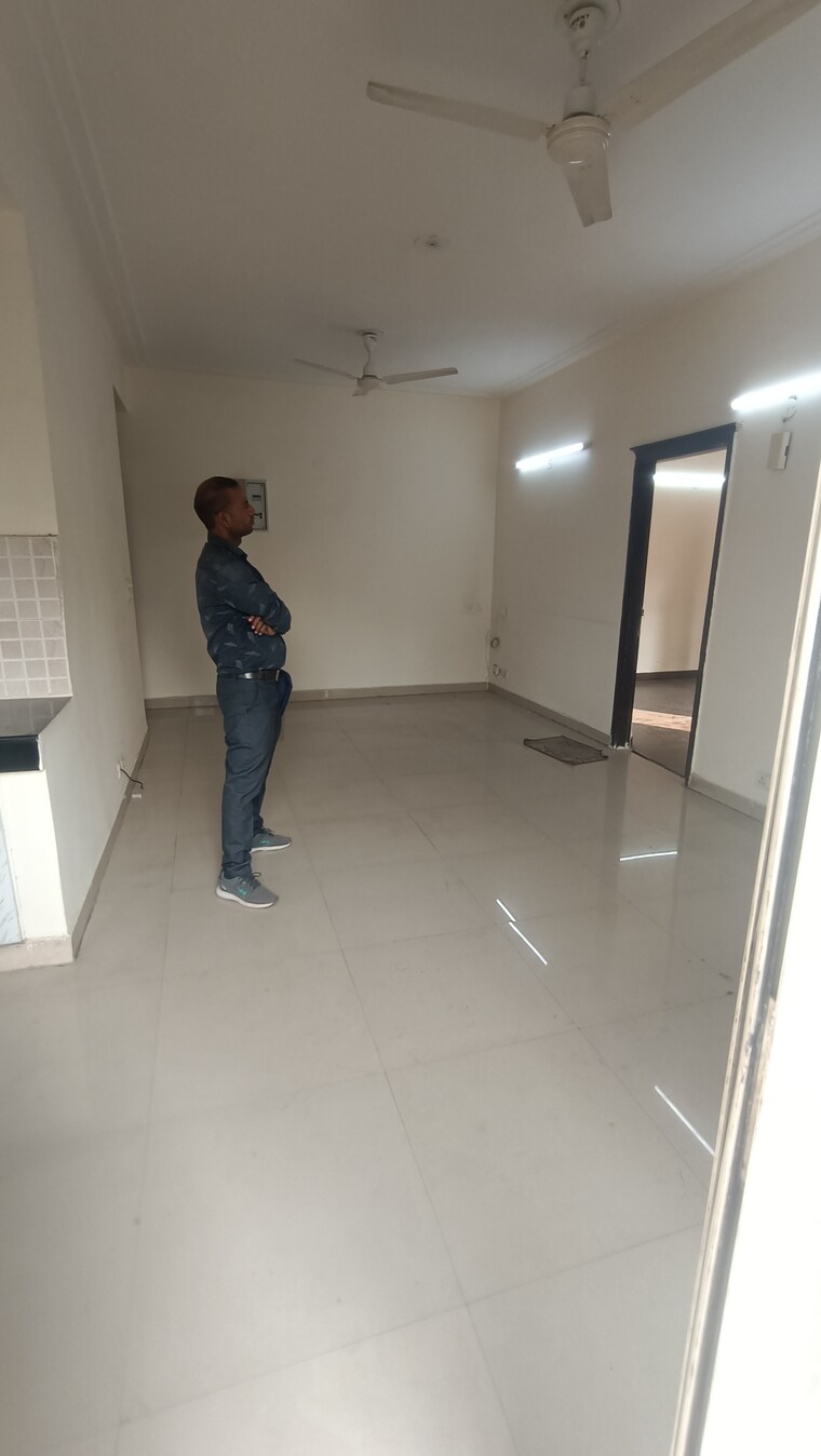 Room, jm-orchid 2 Bedroom 1147 Sq.Ft. Apartment In Sector 76 Noida 9390584