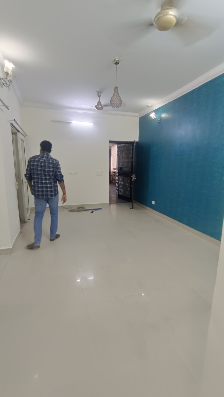 Team Area, antriksh-golf-view 2 Bedroom 1010 Sq.Ft. Apartment In Sector 78 Noida 9390593