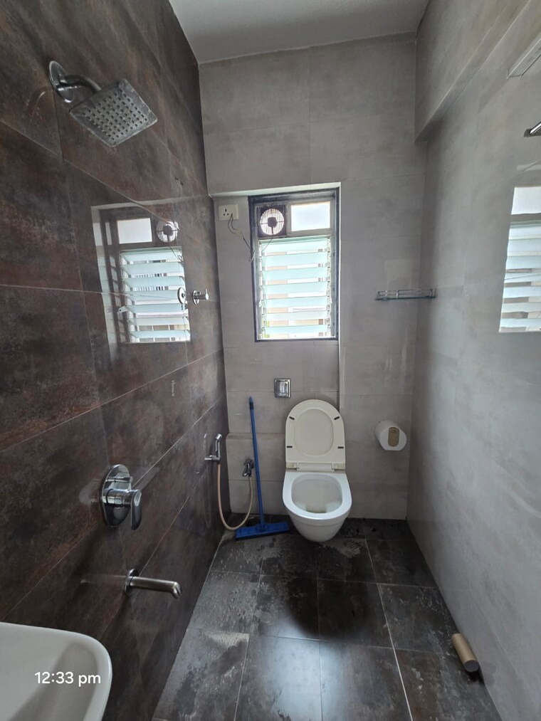 Bathroom, hi-sky-adcon-meridian 2 Bedroom 689 Sq.Ft. Apartment In Santacruz East Mumbai 9390603