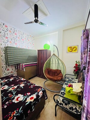 Bedroom in 3 BHK Builder Floor at Sector 46 – for Rent